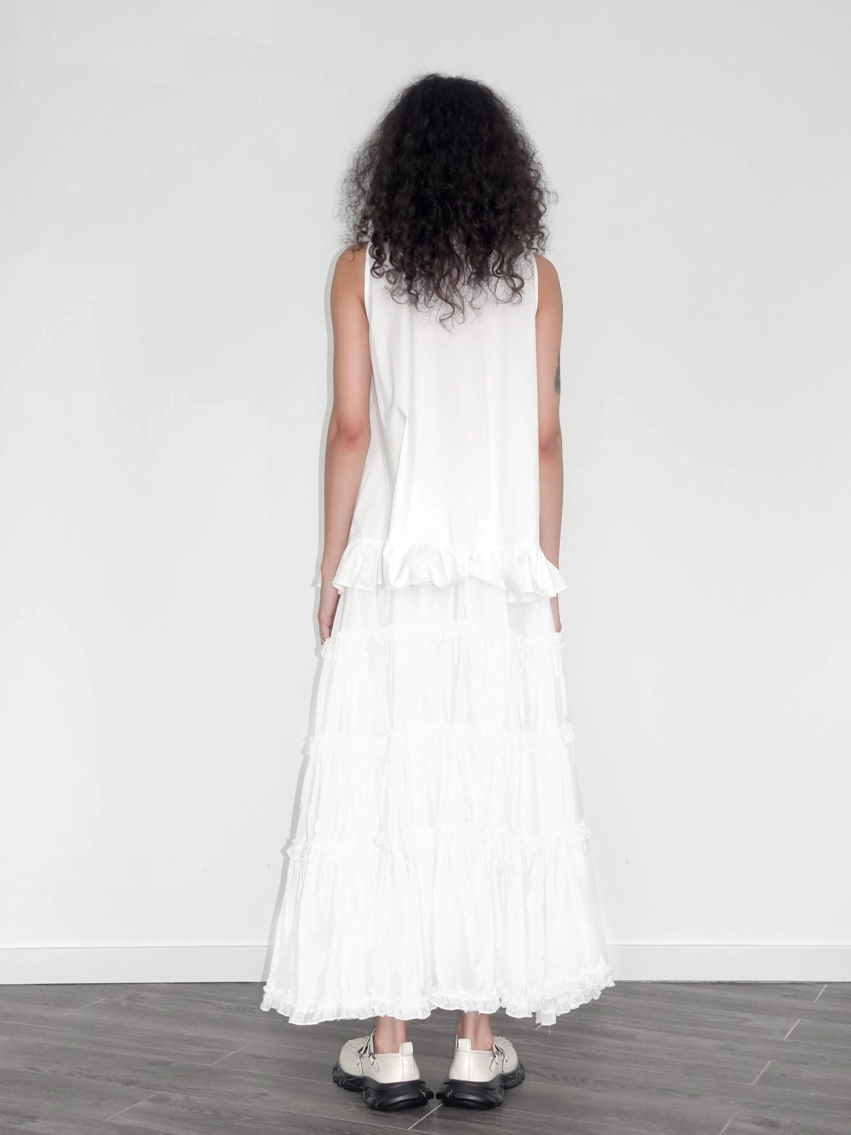 A-line Ruffled White Cake skirt