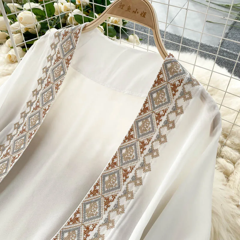Bohemian Retro Ethnic Tassel Mid-length Cardigan