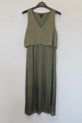 H&M Ladies Dark Green Satin Sleeveless V-Neck Midi Slip Dress EU40 UK12