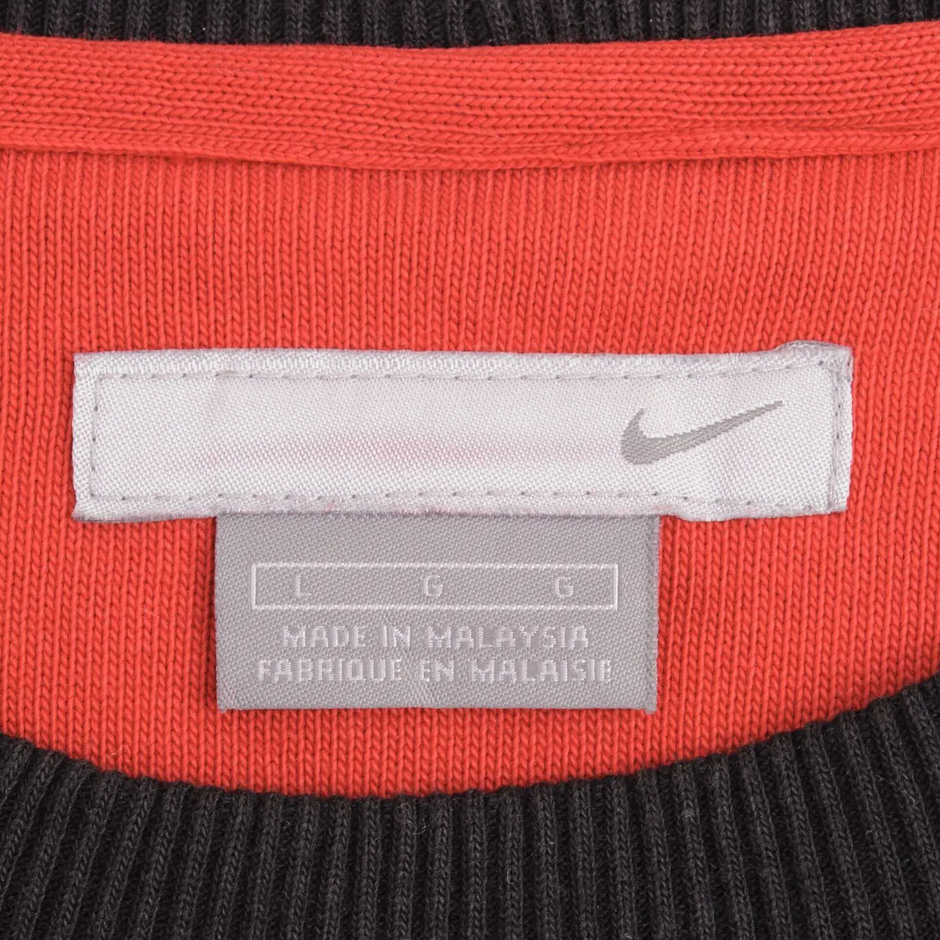 VINTAGE NIKE CLASSIC SWOOSH BLACK SWEATER SWEATSHIRT 2000S SIZE LARGE